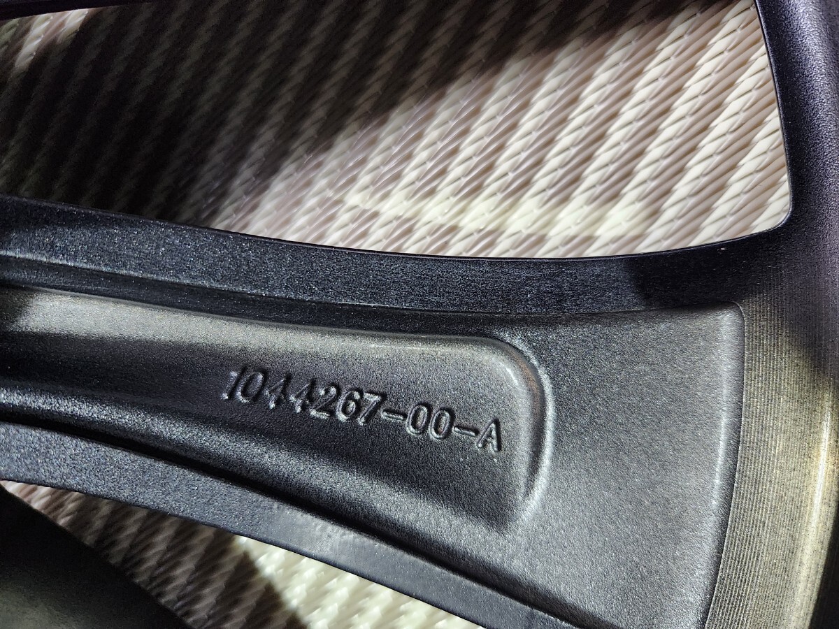 （画像用） TESLA MODEL 3 純正 20インチ ホイールのみ1本 テスラ モデル3 パフォーマンス 9J +34 114.3-5H 1044267-00-A